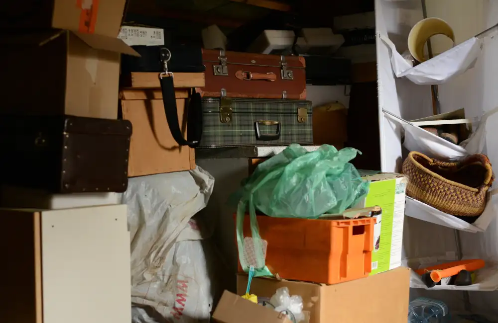 pulizie-professionali-per-garage-cantine-a-bergamo